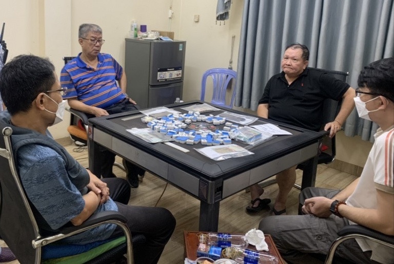 Triet xoa 2 tu diem danh bac co nhieu nguoi nuoc ngoai tham gia hinh anh