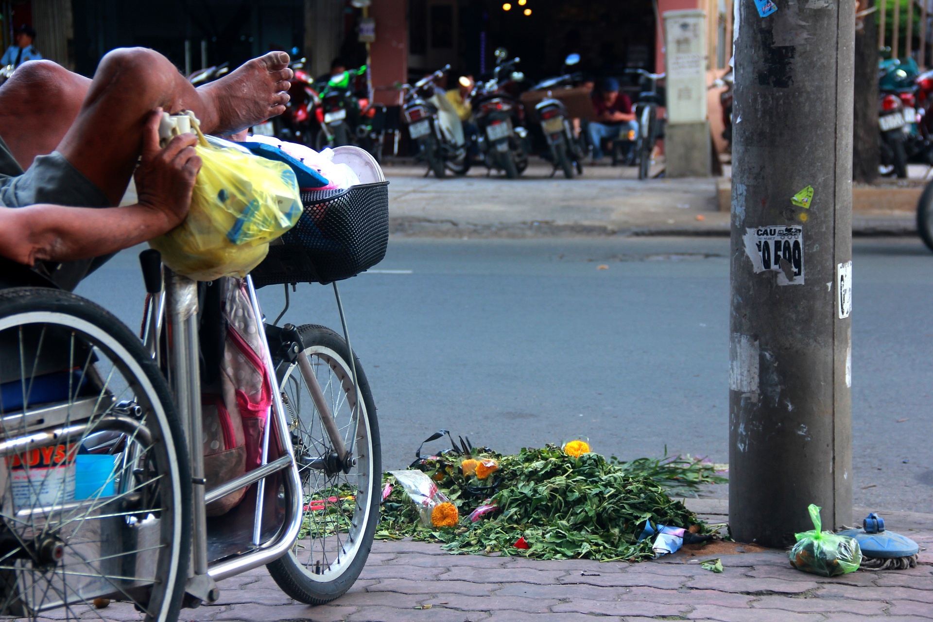 Duong pho bien thanh bai rac,  TP.HCM anh 8