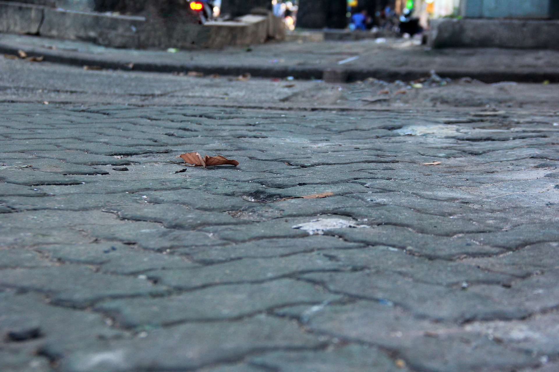 Dep bai rac boc mui hoi tren duong Sai Gon anh 10