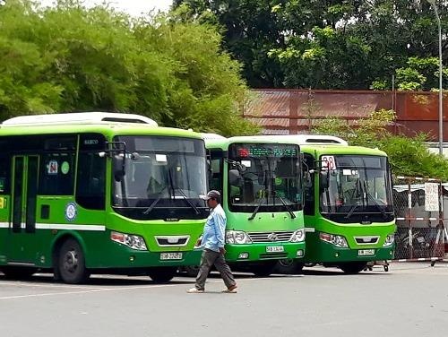 TP.HCM tang hon 900 chuyen xe buyt phuc vu le 2/9 hinh anh