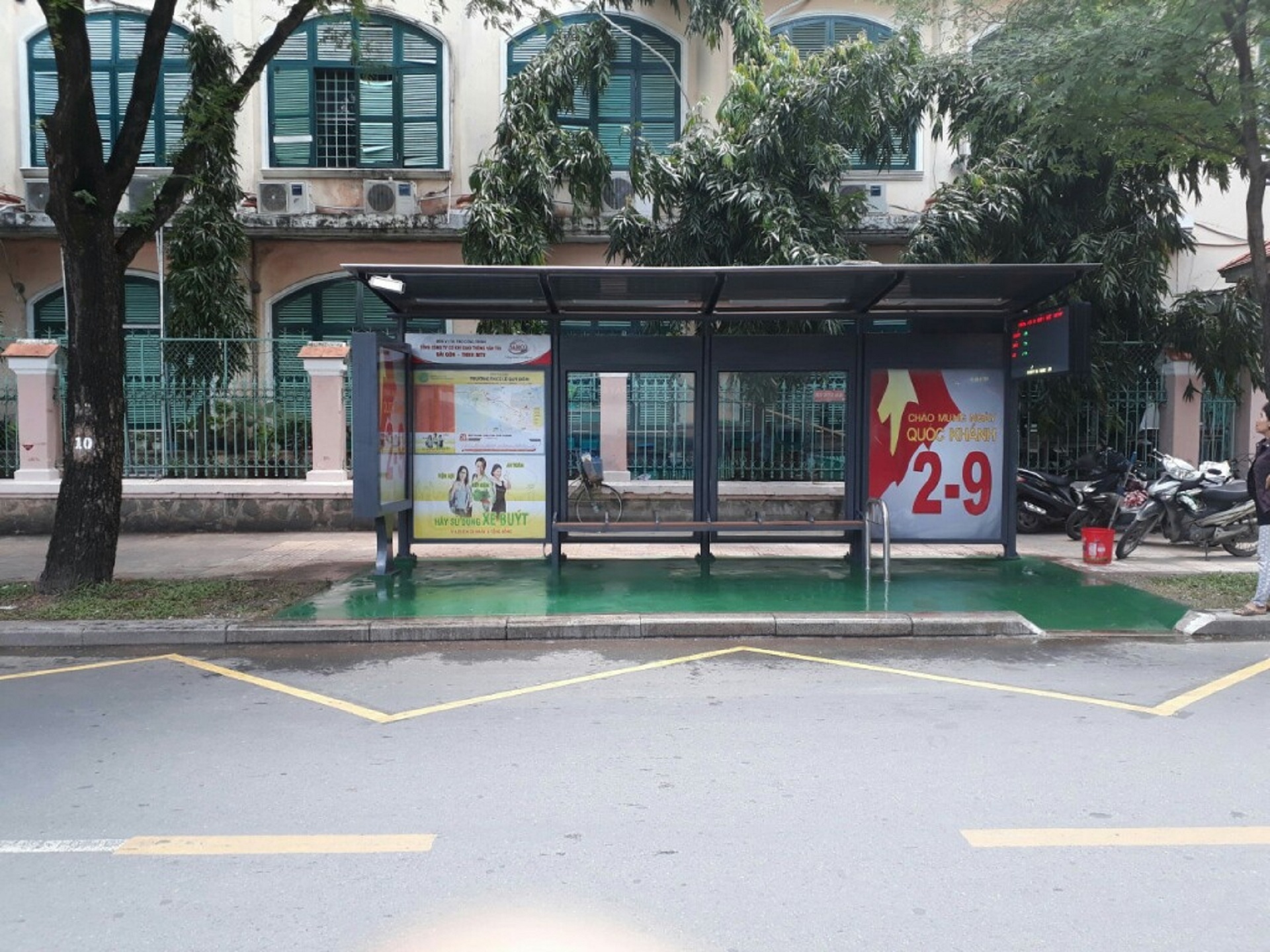 Sai Gon co tram buyt moi danh cho hoc sinh, nguoi khuyet tat hinh anh