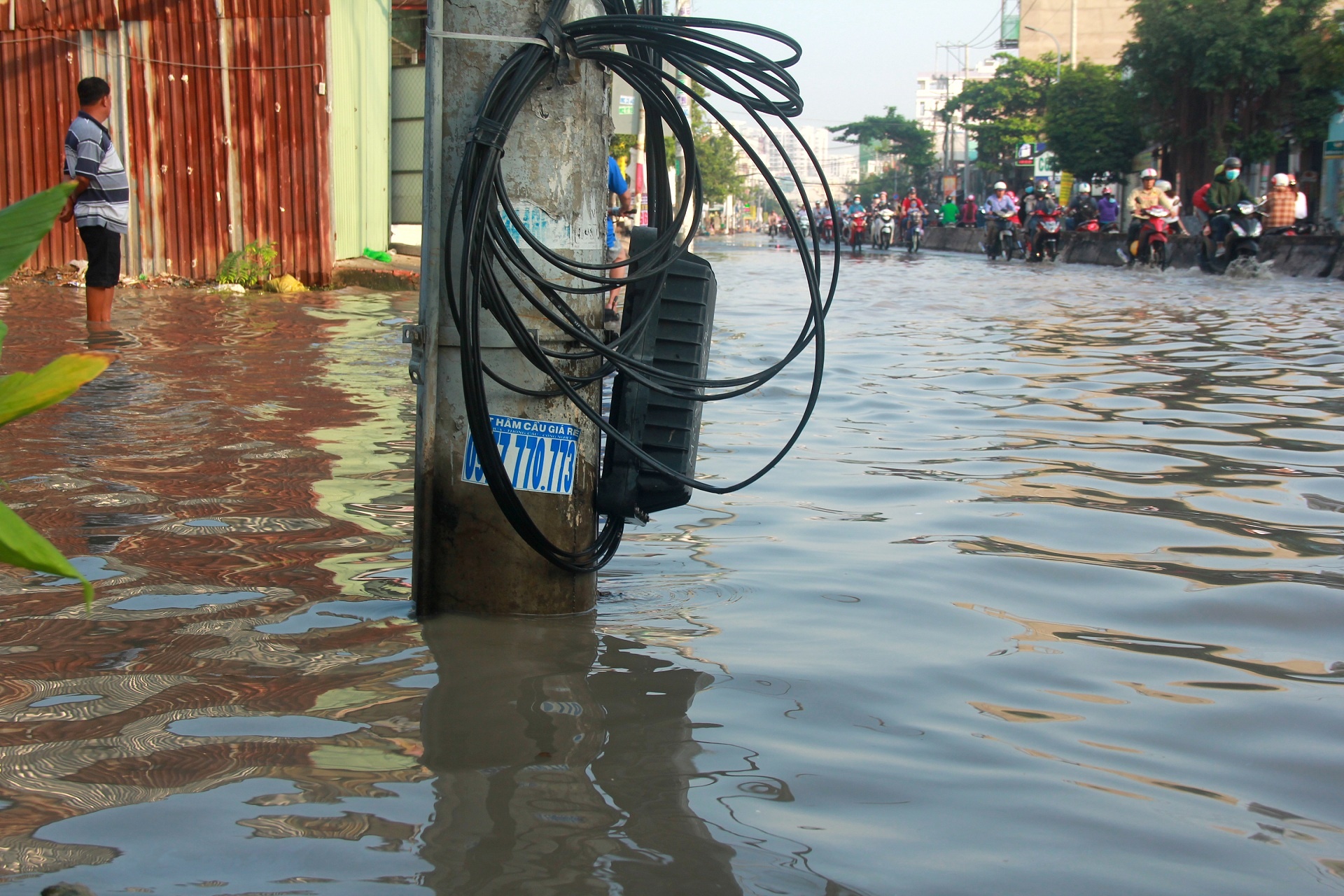 Triều cường lên ảnh 16 Trieu cuong len anh 16