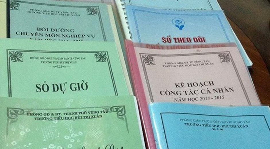 Tam su buon cua co giao tieu hoc hinh anh