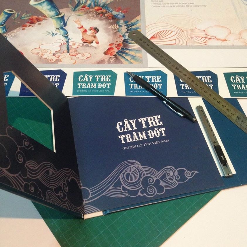 Tác giả đã dành thời gian nghiên cứu tác phẩm gốc, phác thảo chân dung nhân vật, vẽ hoàn thiện bằng màu nước rồi đưa lên máy vi tính. Cuối cùng là khâu in ấn và gia công thành phẩm tại nhà.