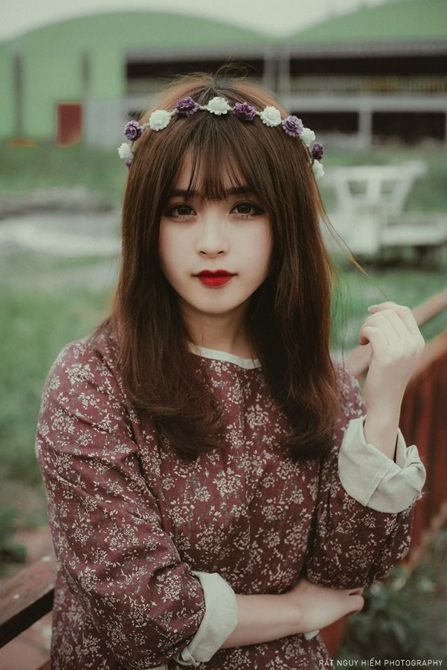 Thảo Nari - hotgirl có khuôn mặt biến hình