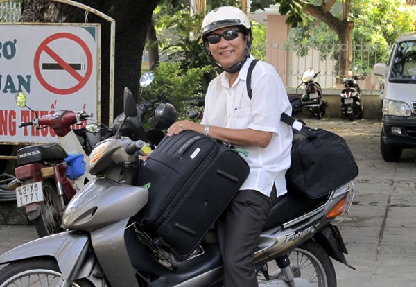 Bep nuc thi cu: Nhung nguoi tu nguyen... mat tu do hinh anh