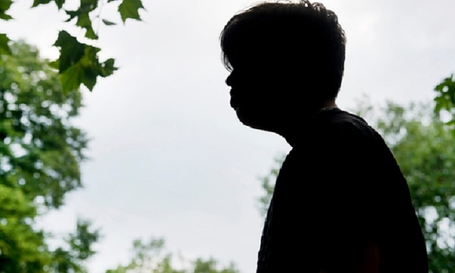 Hoc sinh chuyen gioi va con ac mong tai truong hoc hinh anh