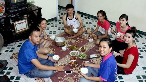 Com nha ai khong nho... hinh anh