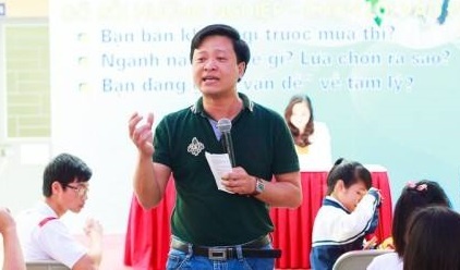 Thi sinh nen nop ho so xet tuyen dai hoc luc nao? hinh anh