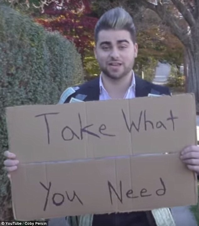 9X mac ao gan day tien de thu long nguoi di duong hinh anh