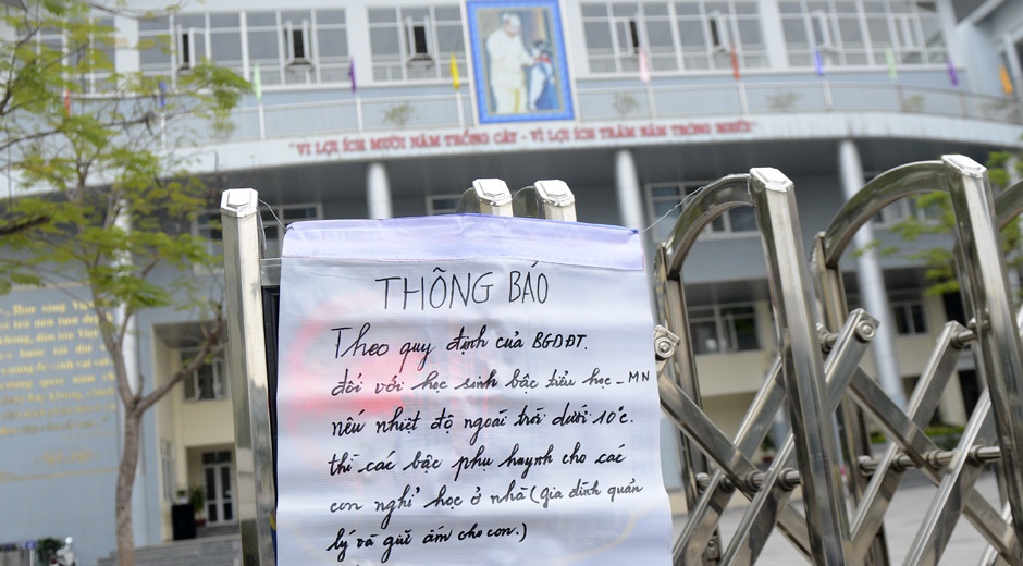 Nhieu truong cho hoc sinh nghi vi ret hinh anh