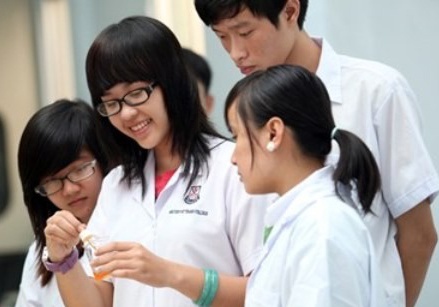 Dai hoc tuyen sinh nganh Duoc bang xet hoc ba hinh anh