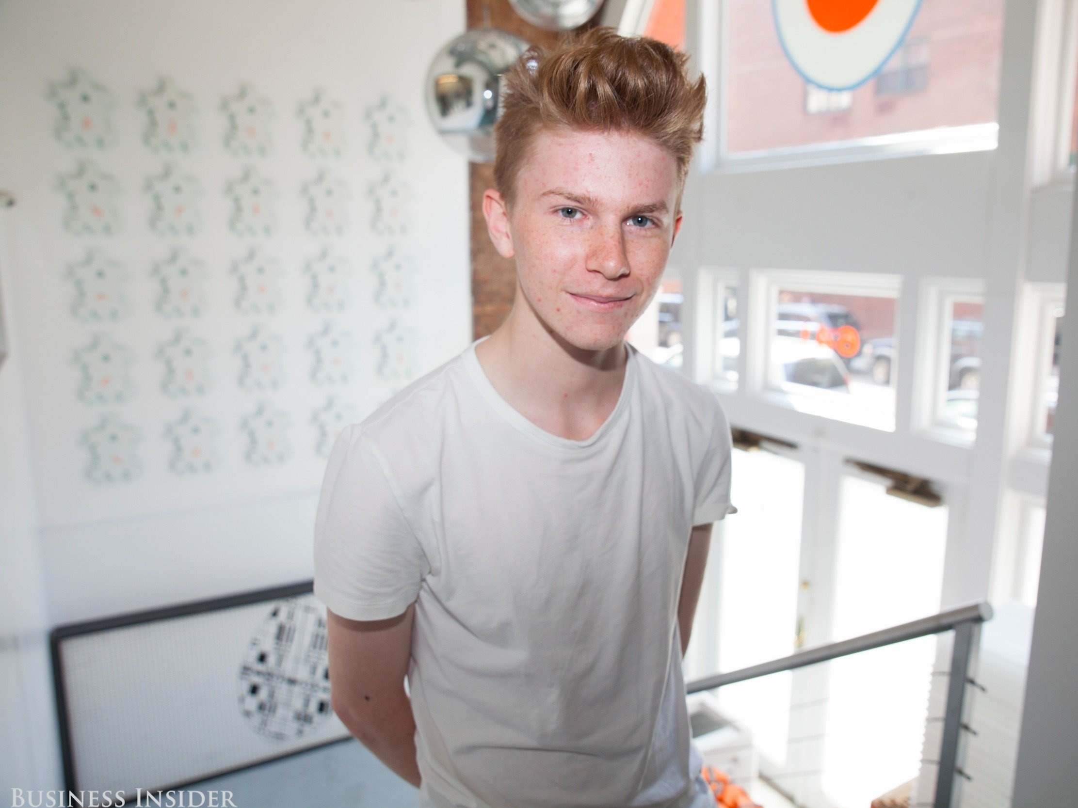 Nam sinh 16 tuoi lam chu nha hang noi tieng o New York hinh anh