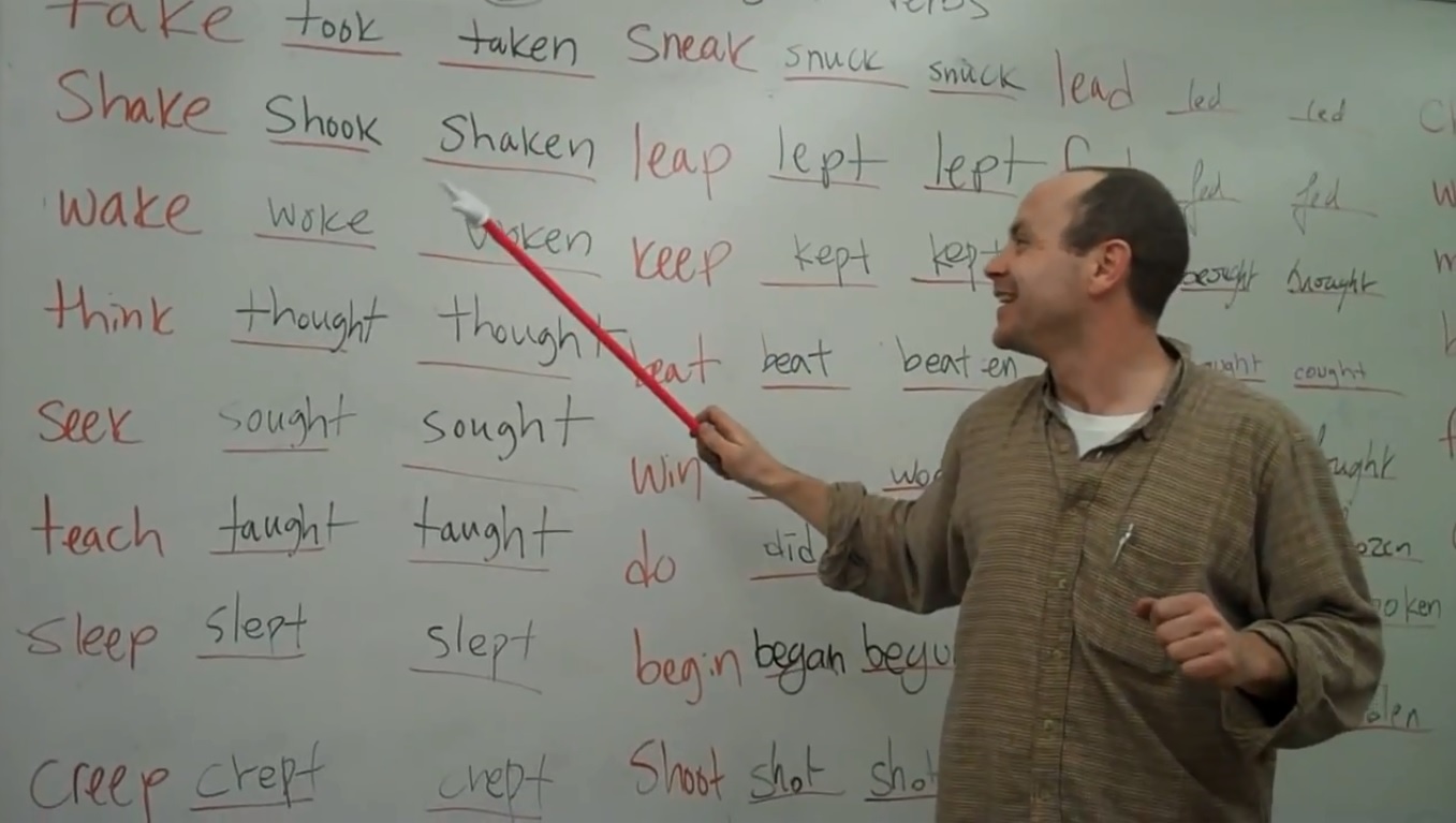 Thay giao Tay rap ve dong tu bat quy tac hinh anh