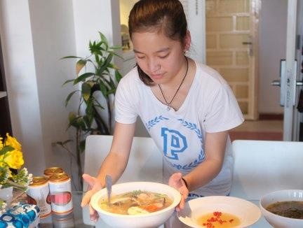 Sao chi co 14% ban tre nghi Tet chon di mua sam? hinh anh