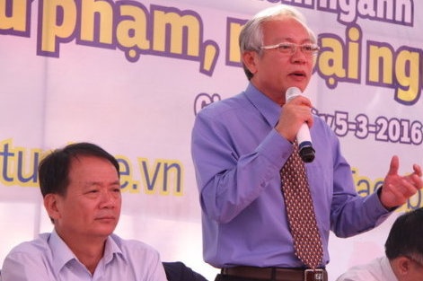 Chon to hop mon thi vao truong dai hoc hinh anh
