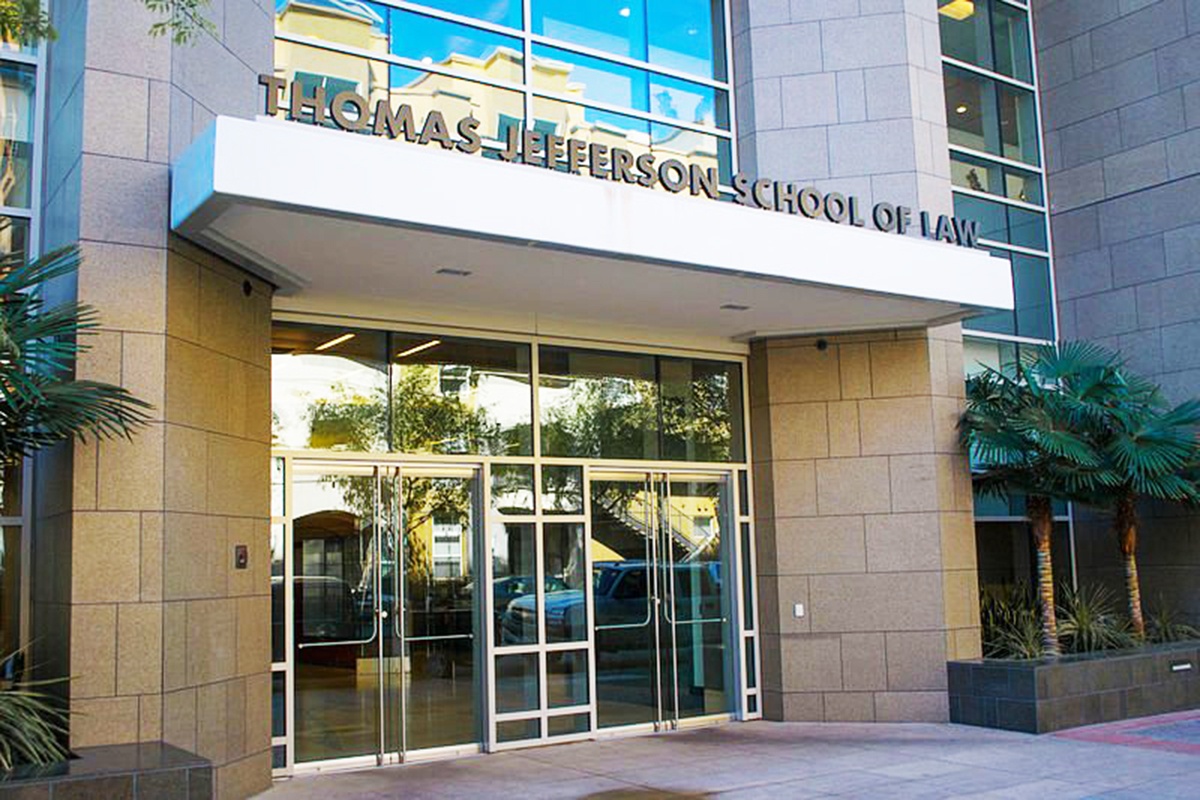 Kiện trường đại học ảnh 1 Kien truong dai hoc anh 1