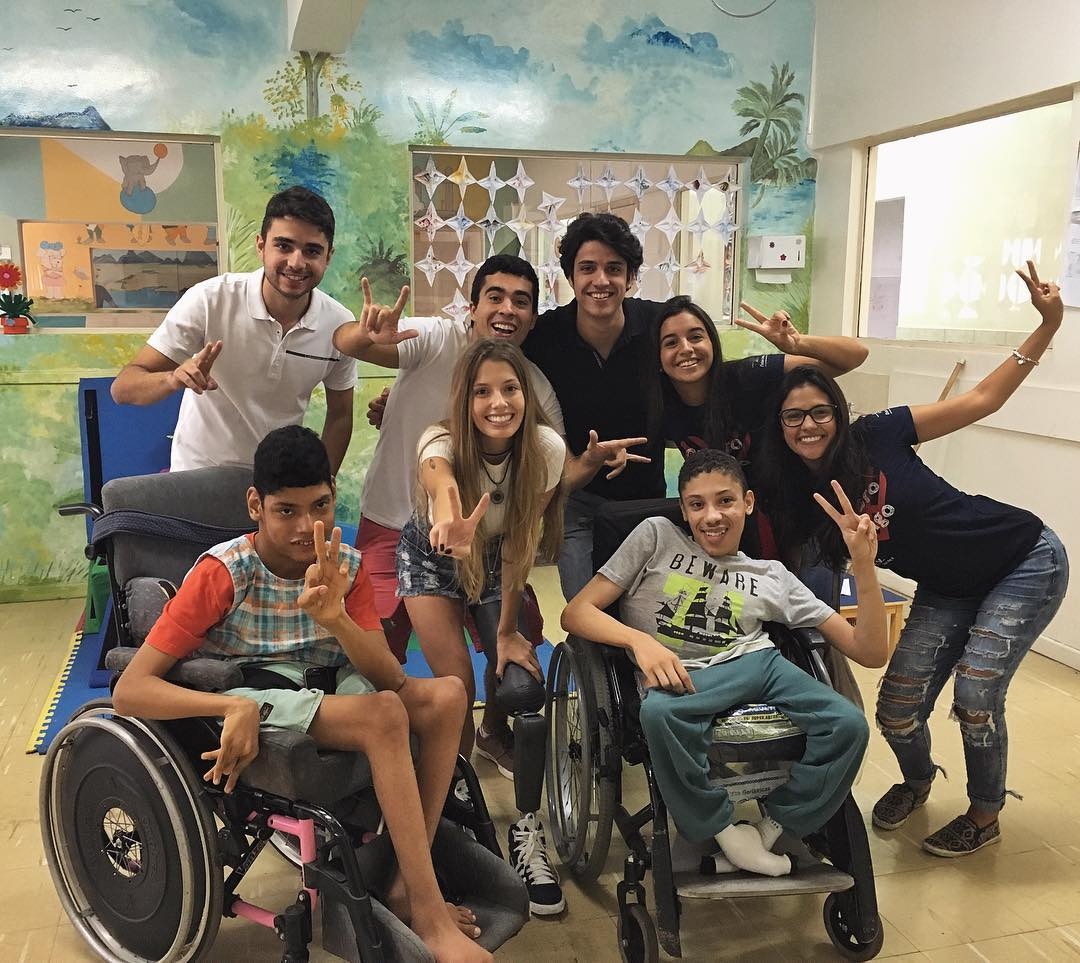 người mẫu cụt chân ảnh 3 nguoi mau cut chan anh 3