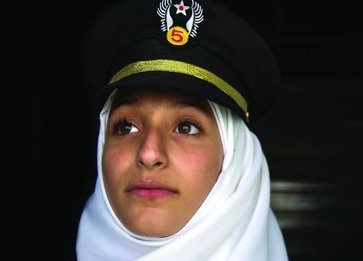 Khi tre em ti nan muon chon nghe cong hien cho cong dong hinh anh