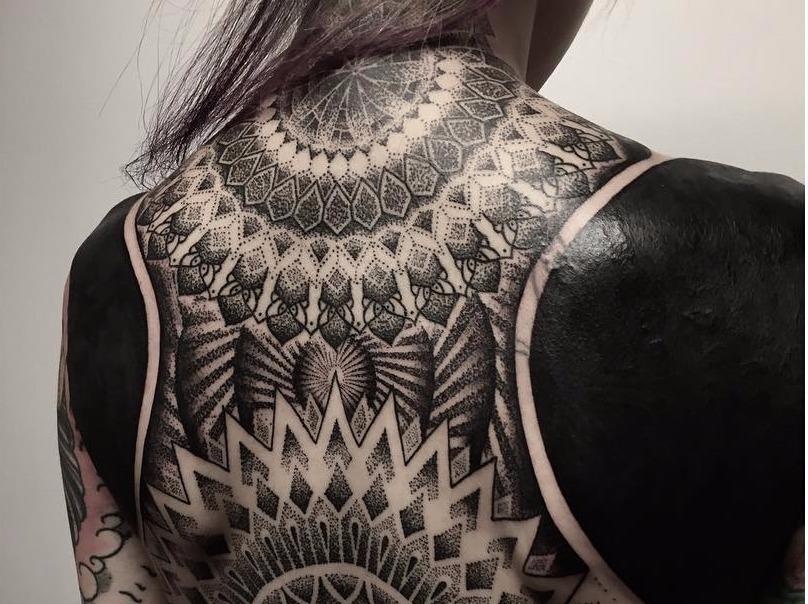 Gioi tre ro trao luu xam den kin nguoi hinh anh