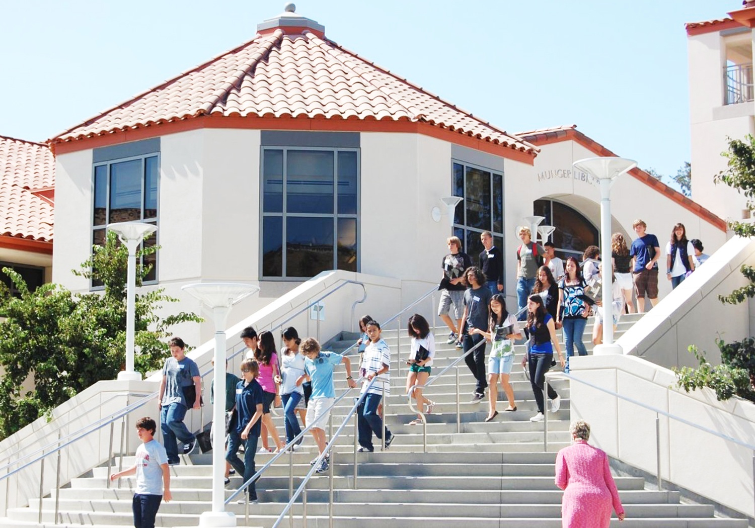 hoc sinh thong minh anh 8