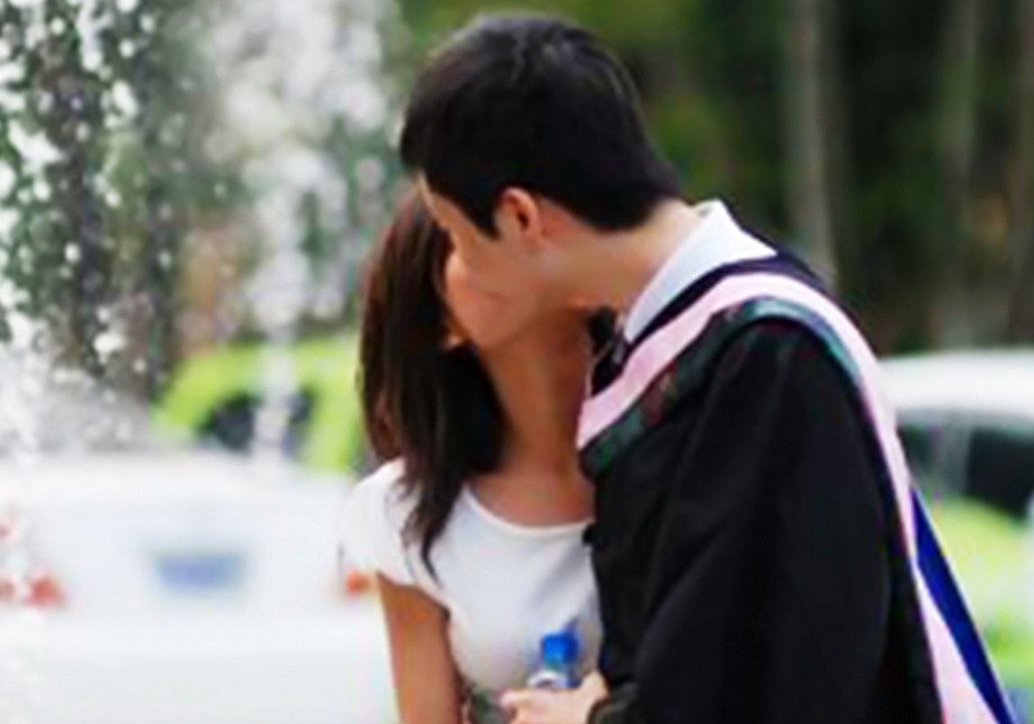 Khoa hoc tinh yeu giup sinh vien tranh dau kho hinh anh