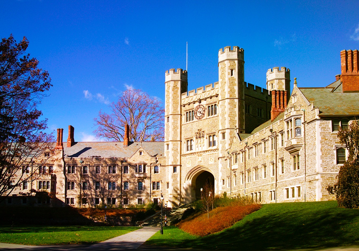 truong dai hoc dau tu anh 9