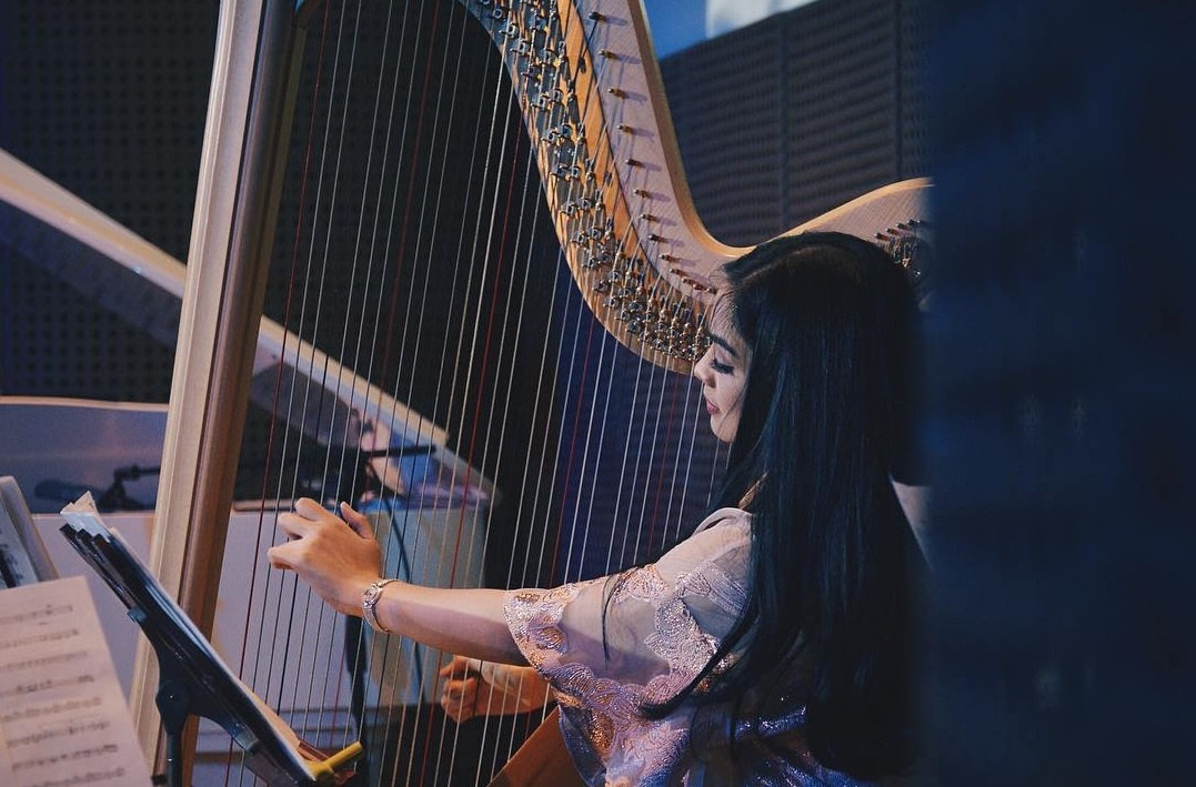 Nu 8x cong hien cho cong dong anh 3