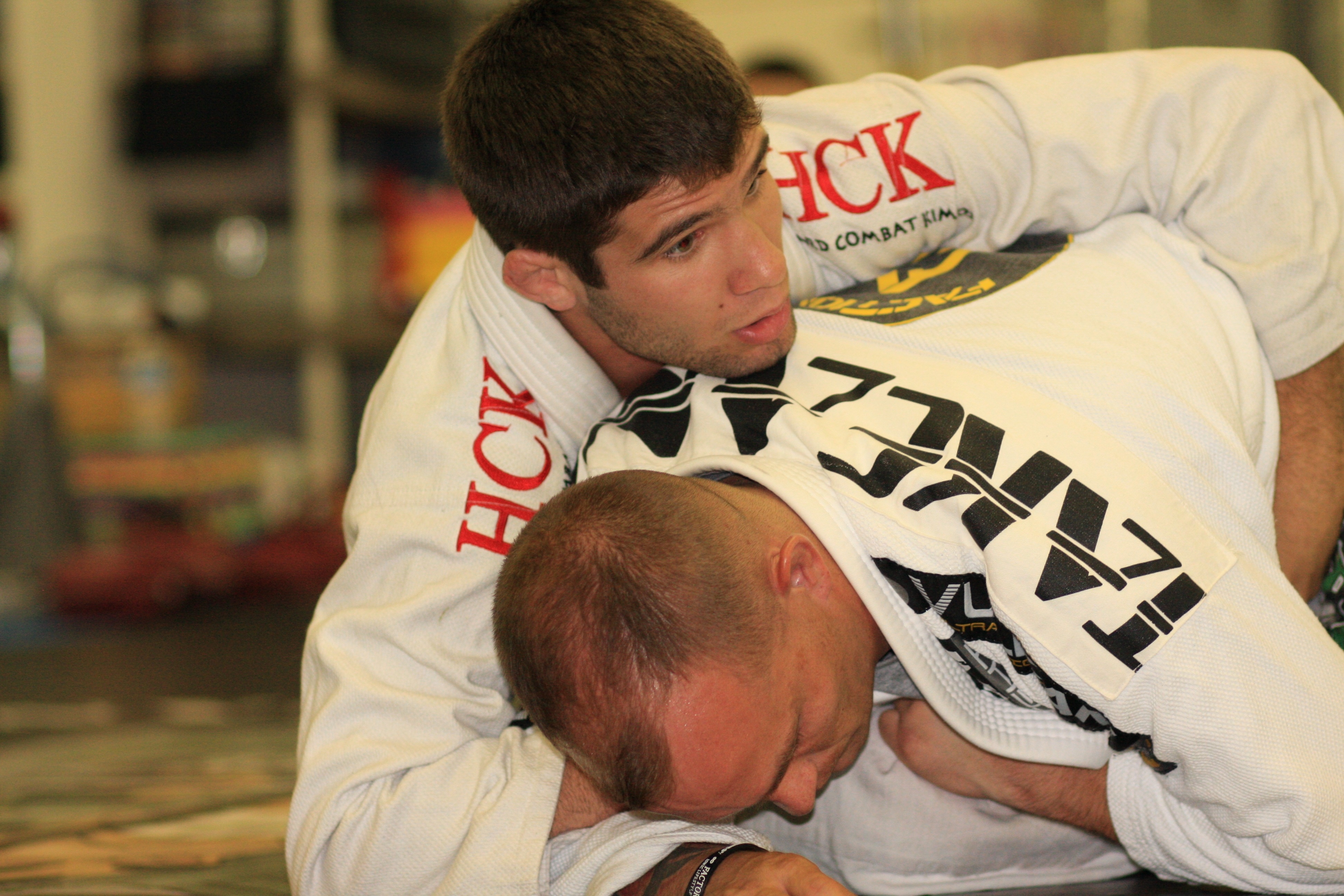 Cac man bieu dien vo thuat cua Dan Faggella hinh anh