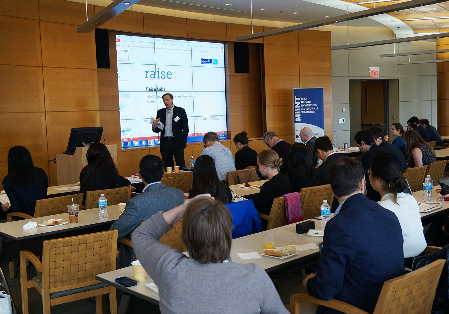 chuong trinh tien si anh 10