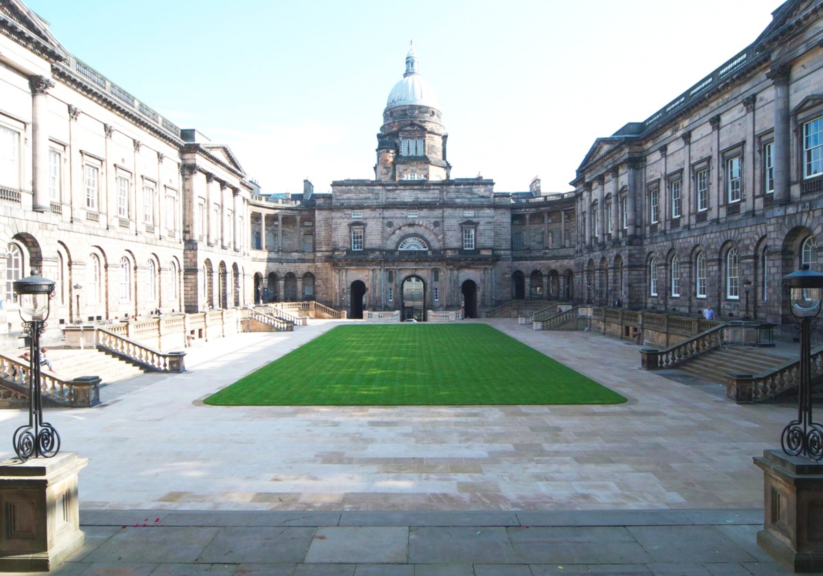 dai hoc tuyen sinh anh 9