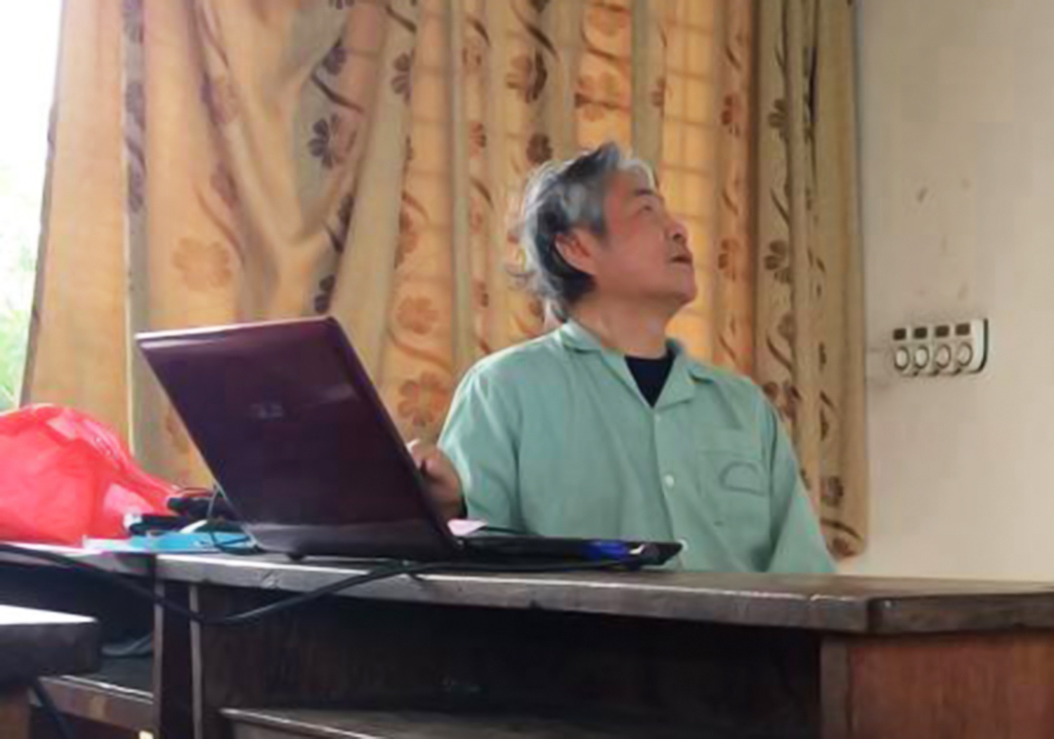 nha giao tan tuy anh 2