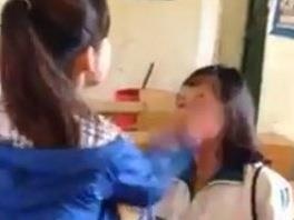 Truong phong GD&DT len tieng vu nu sinh tat ban 52 cai hinh anh