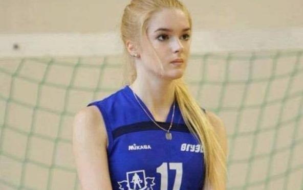 'Nu than bong chuyen' cao 1,82 m bat ngo noi tieng mang hinh anh