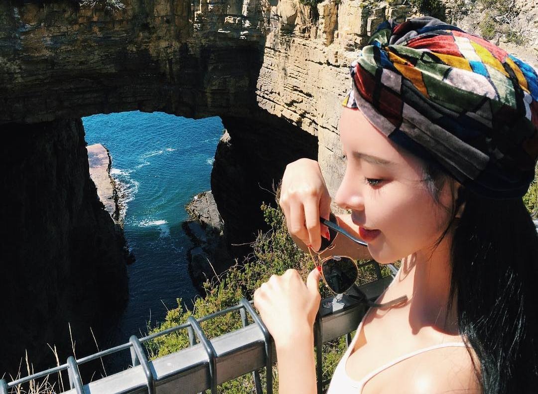 Cuoc song giau sang cua cac tieu thu Trung Quoc hinh anh