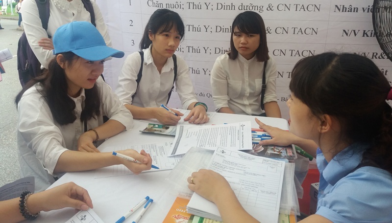 Cử nhân ngành thú y ảnh 1 Cu nhan nganh thu y anh 1