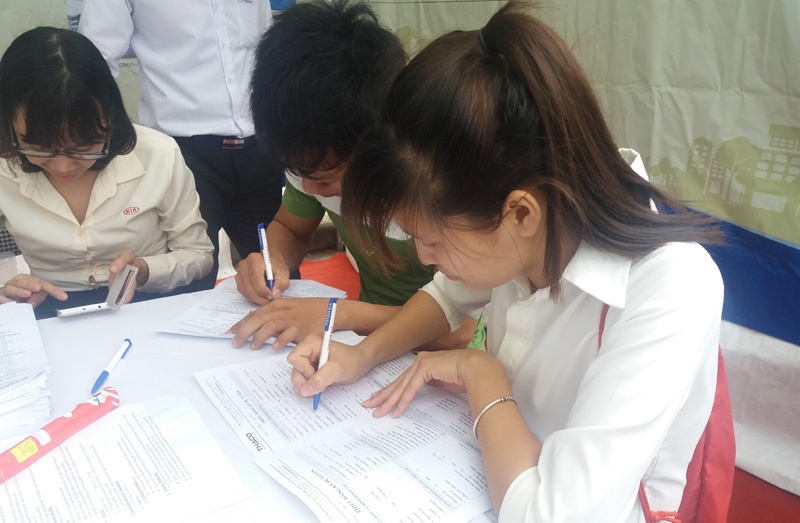 Cu nhan nganh thu y: Tra luong 20 trieu van kho giu hinh anh