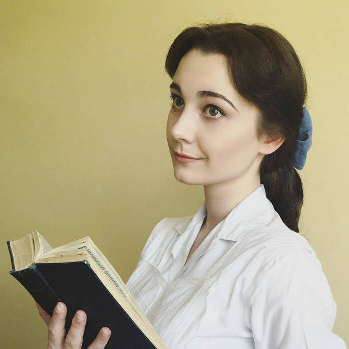 co gai bien hoa voi phong cach co dien anh 5