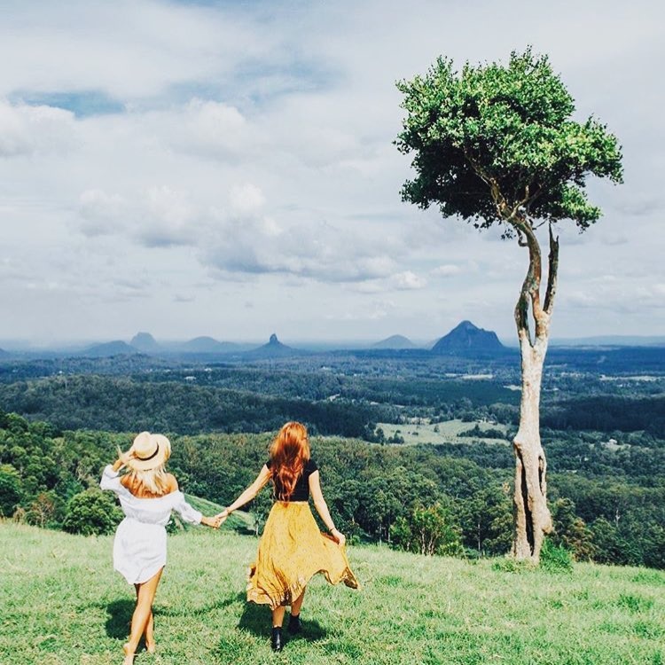 trao luu du lich cung ban than anh 13