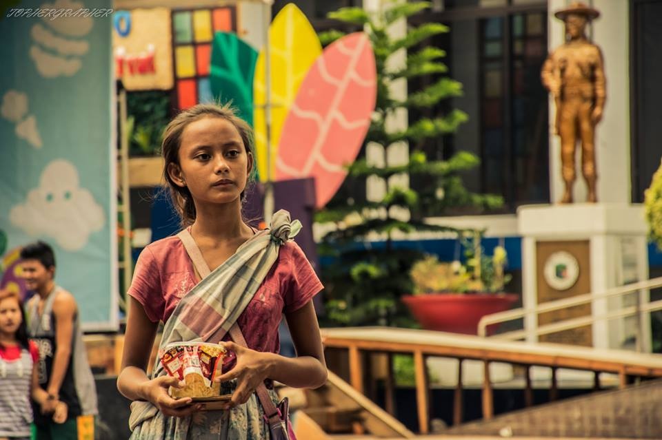 co be an xinh bat ngo noi tieng anh 3