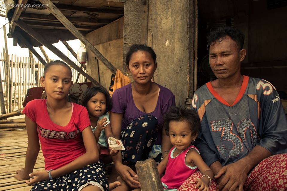 co be an xinh bat ngo noi tieng anh 8