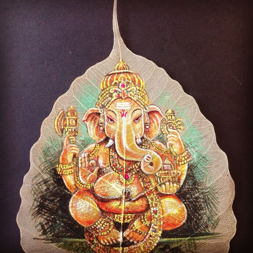 chang trai ve tranh tren la cay anh 4