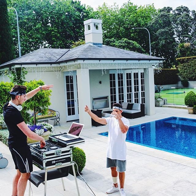 cuoc song xa hoa cua con trai thu tuong New Zealand anh 4