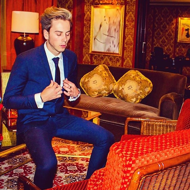 cuoc song xa hoa cua con trai thu tuong New Zealand anh 12