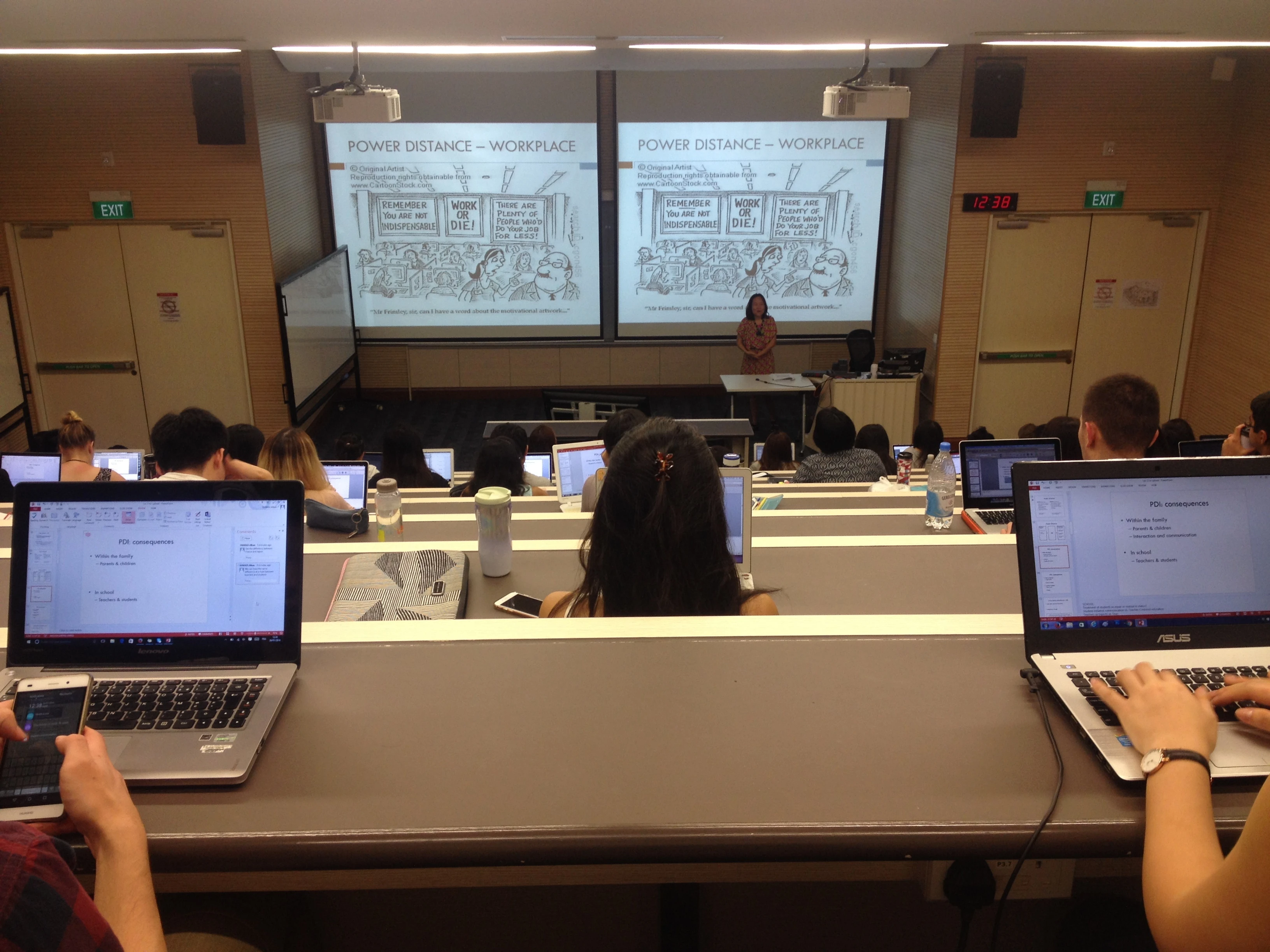 Dai hoc Quoc gia Singapore anh 2