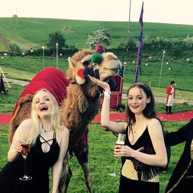 sinh nhật của cháu gái ông trùm bất động sản ảnh 2 sinh nhat cua chau gai ong trum bat dong san anh 2