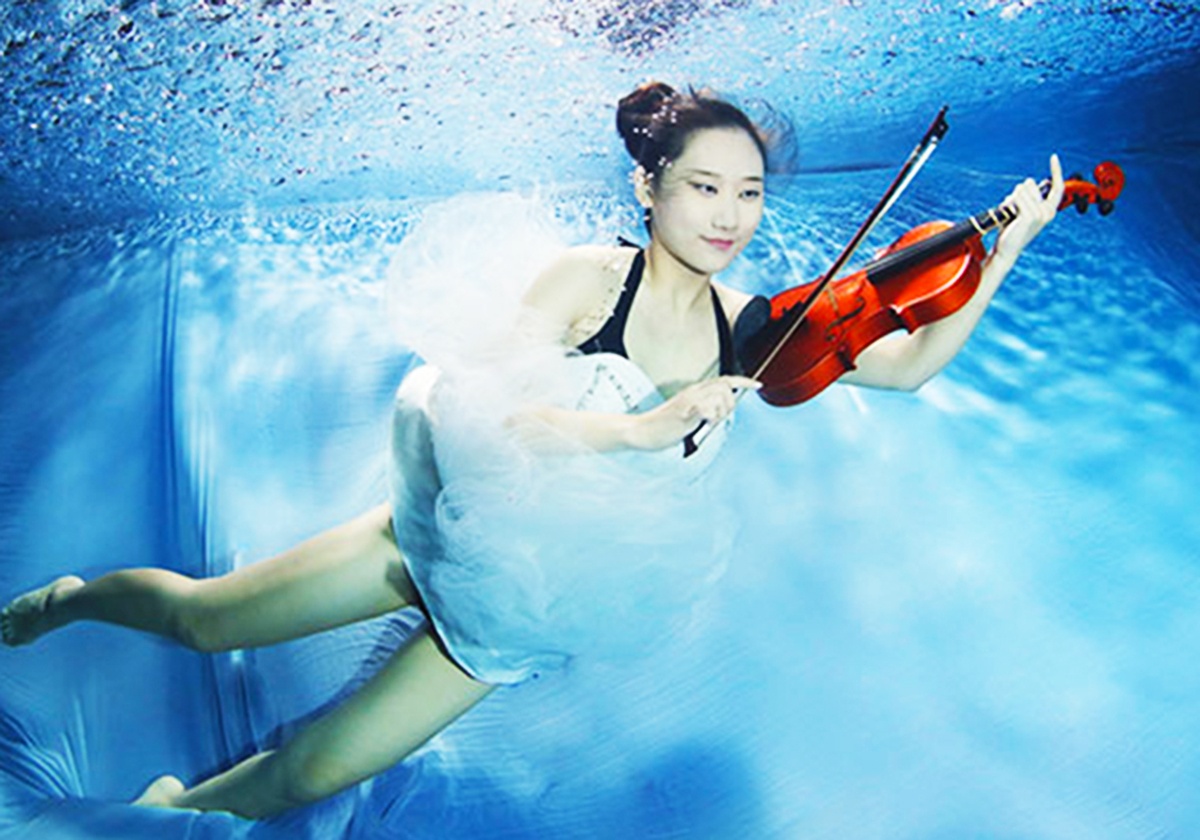 Bo anh tot nghiep duoi nuoc cua sinh vien Trung Quoc hinh anh