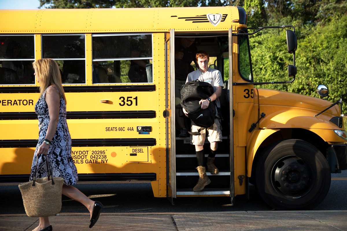 tuyen sinh truong quan su anh 1