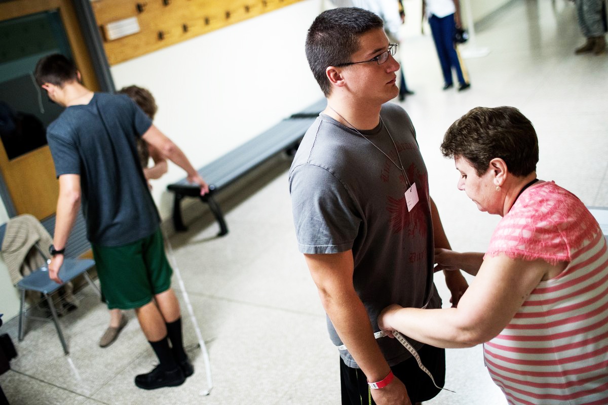 tuyen sinh truong quan su anh 6