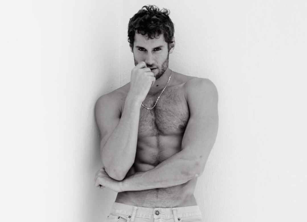 Chang dau bep dien trai noi tieng tren mang anh 3